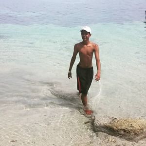 Meet your Posher, Maxwell